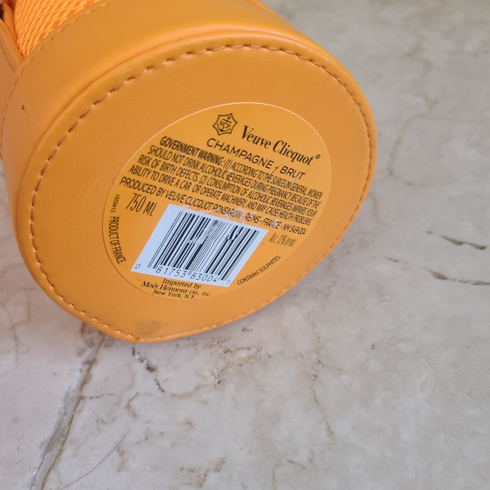 Veuve Clicquot Bottle Jacket - Picture 4 of 5